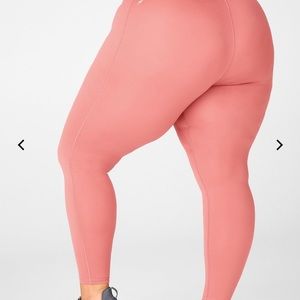 Fabletics Trinity High-Waisted Pocket Legging NWOT